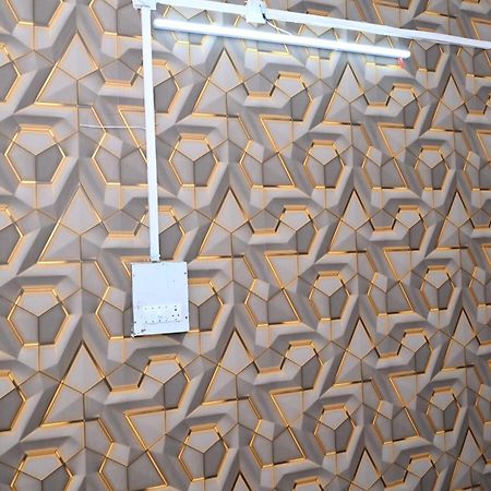 Privyrooms Gorakhpur Exteriör bild