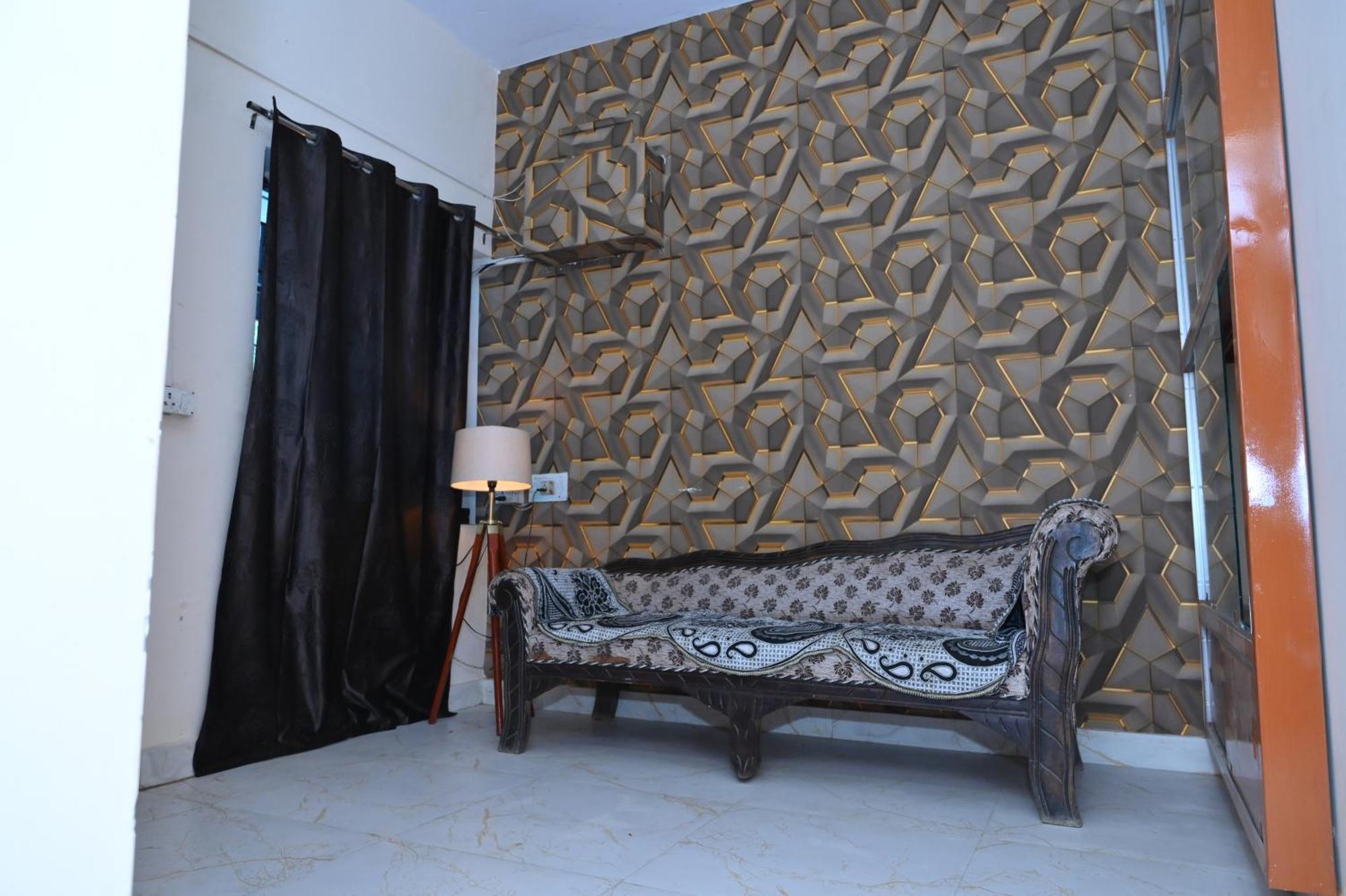 Privyrooms Gorakhpur Exteriör bild